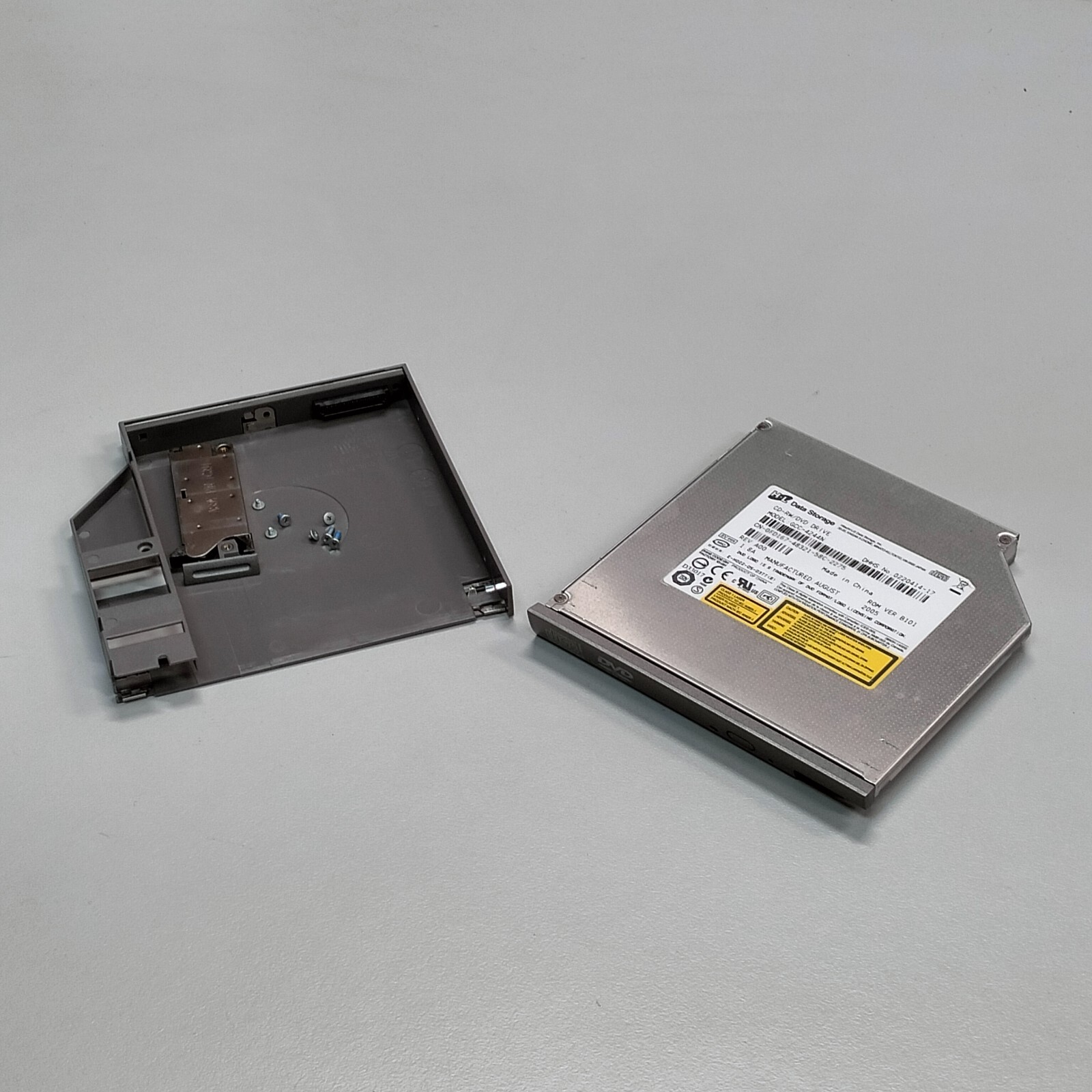 Genuine Hitachi LG GCC-4244N CD-RW/DVD-ROM Optical Drive Dell 8W007-A01 0YC496