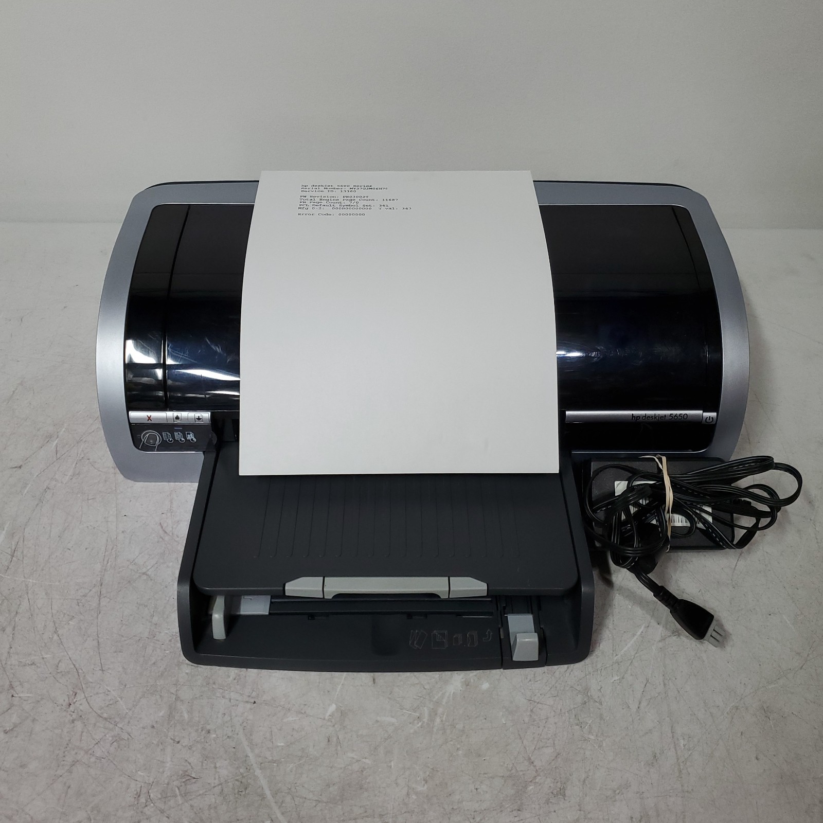HP Deskjet 5650 Color Inkjet Printer NO INK 12K Page Count W/ Power Supply READ