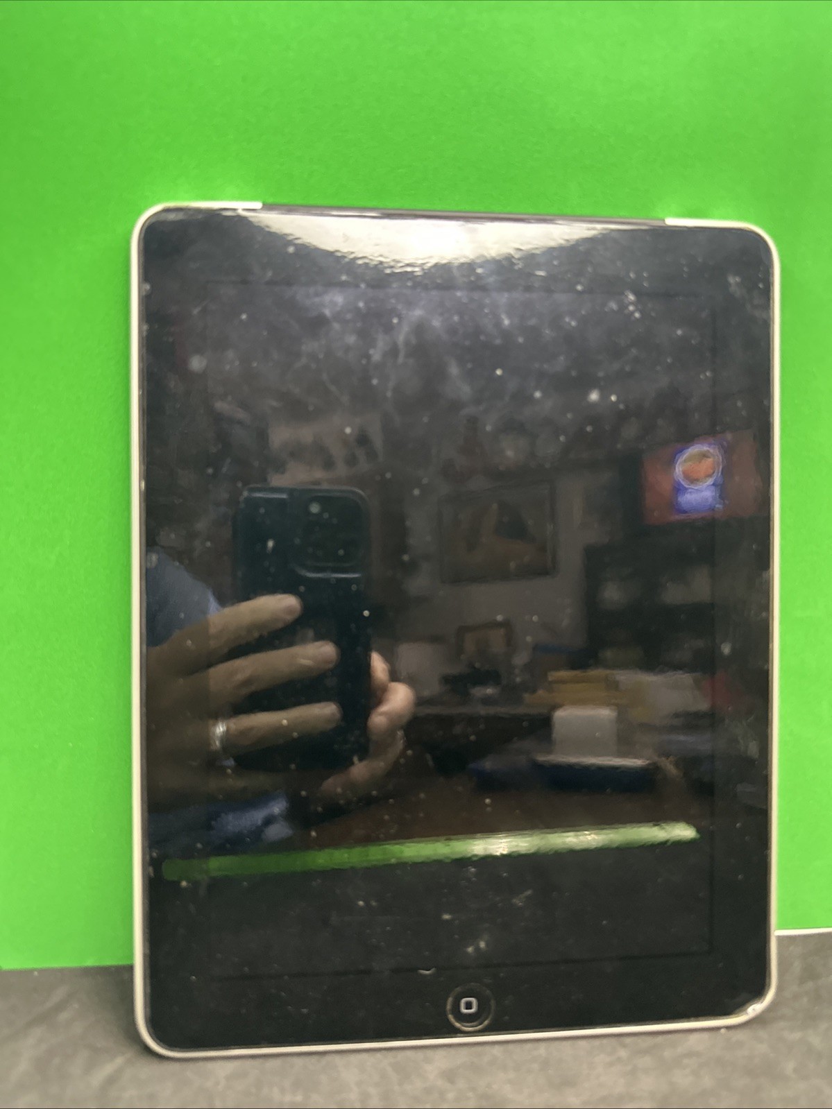 Apple iPad (1st Generation) A1337 64 GB, Wi-Fi 9.7 in PARTS ONLY  NO BUNDLE