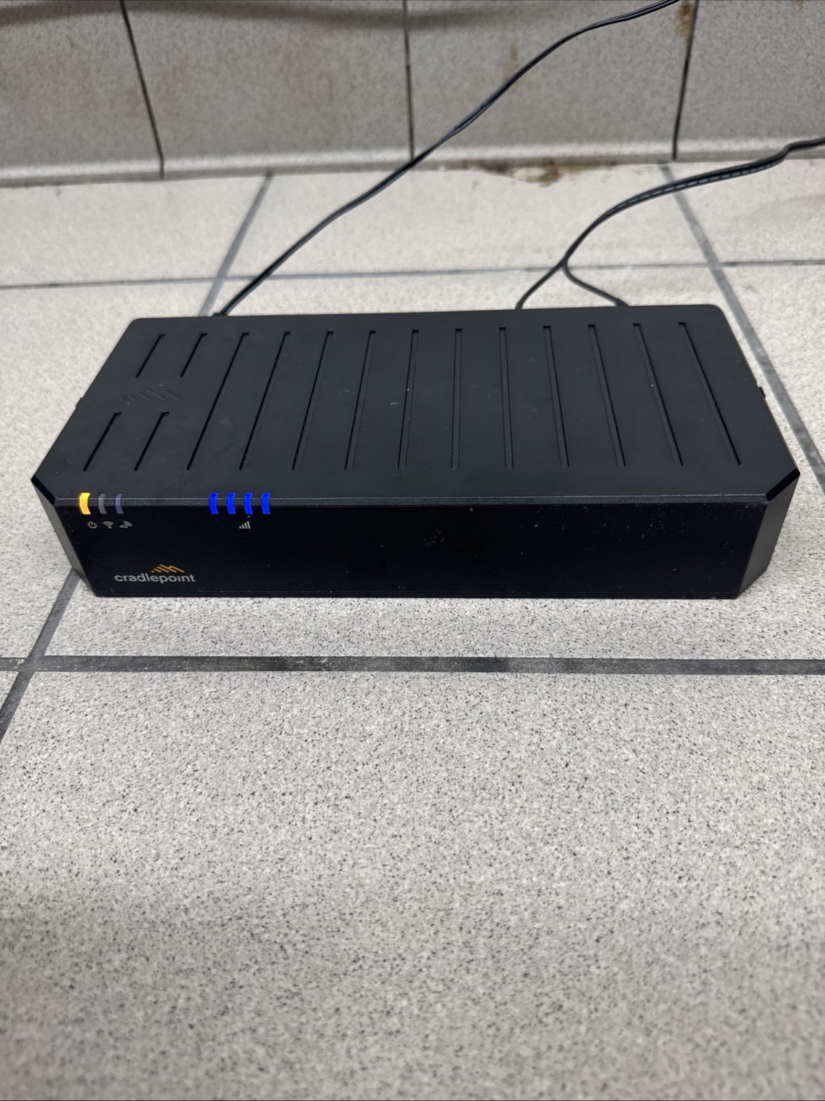 Erricson Cradle point E100 Support for 4G/LTE or 5G cellular connectivity