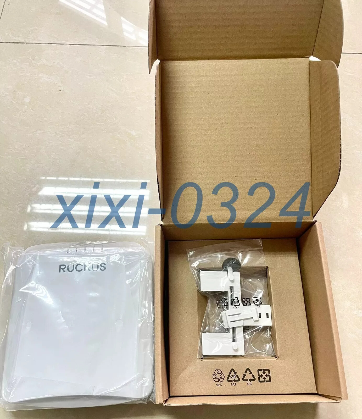 1pcs NEW Ruckus 901-R550-WW00 Wireless hotspot AP DHL shipping