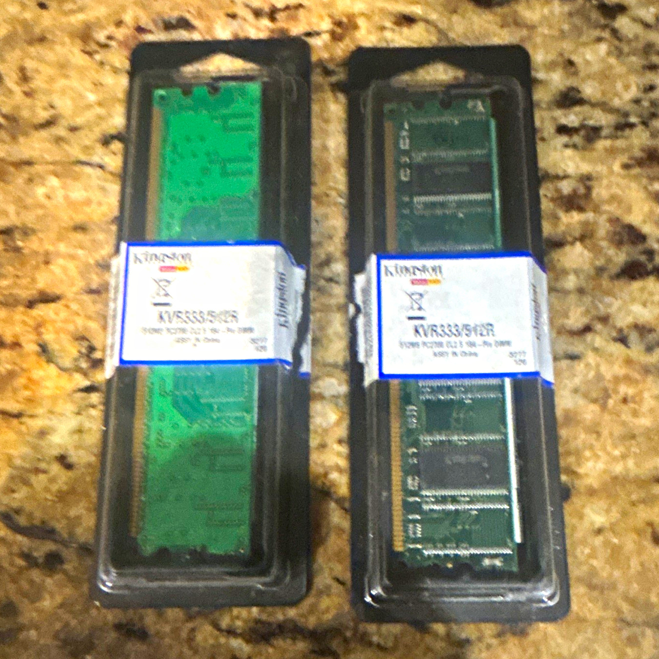 Kingston ValueRAM 16GB (2x8GB) DDR3-1333 PC3-10600 DIMM Non-ECC