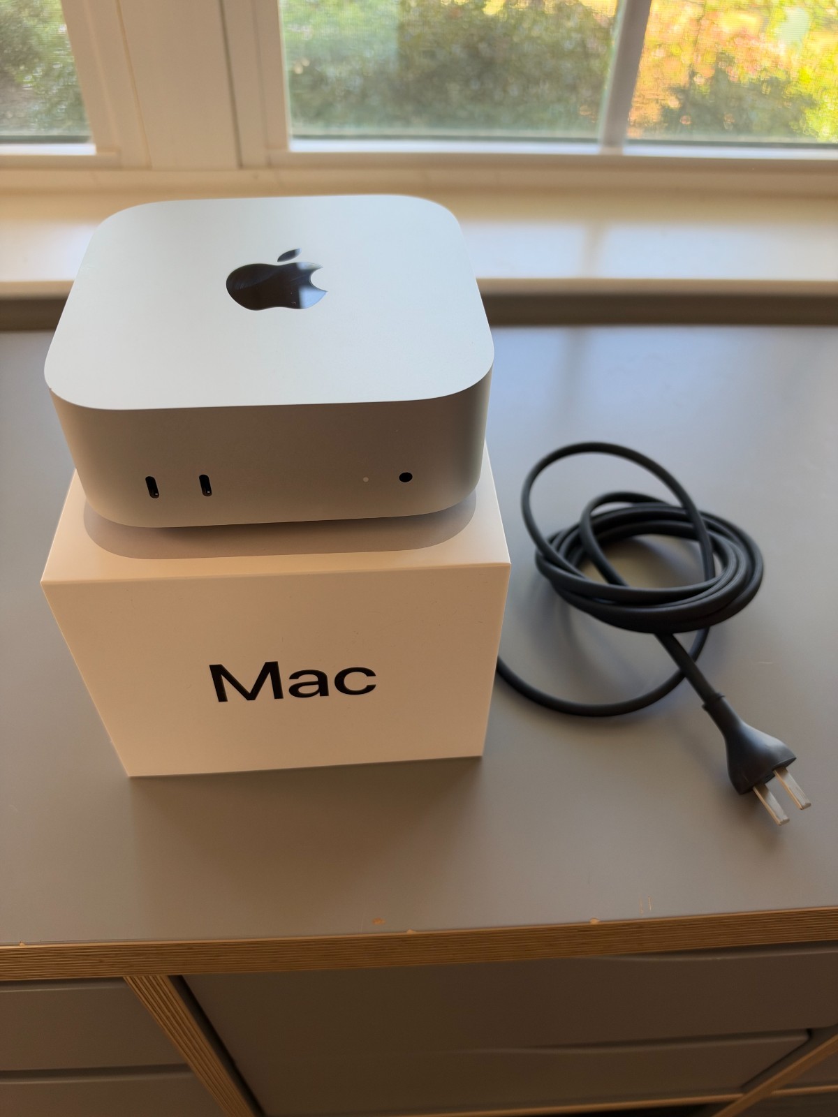 Mac Mini (2024) M4 512GB SSD 24GB Ram Excellent Cond