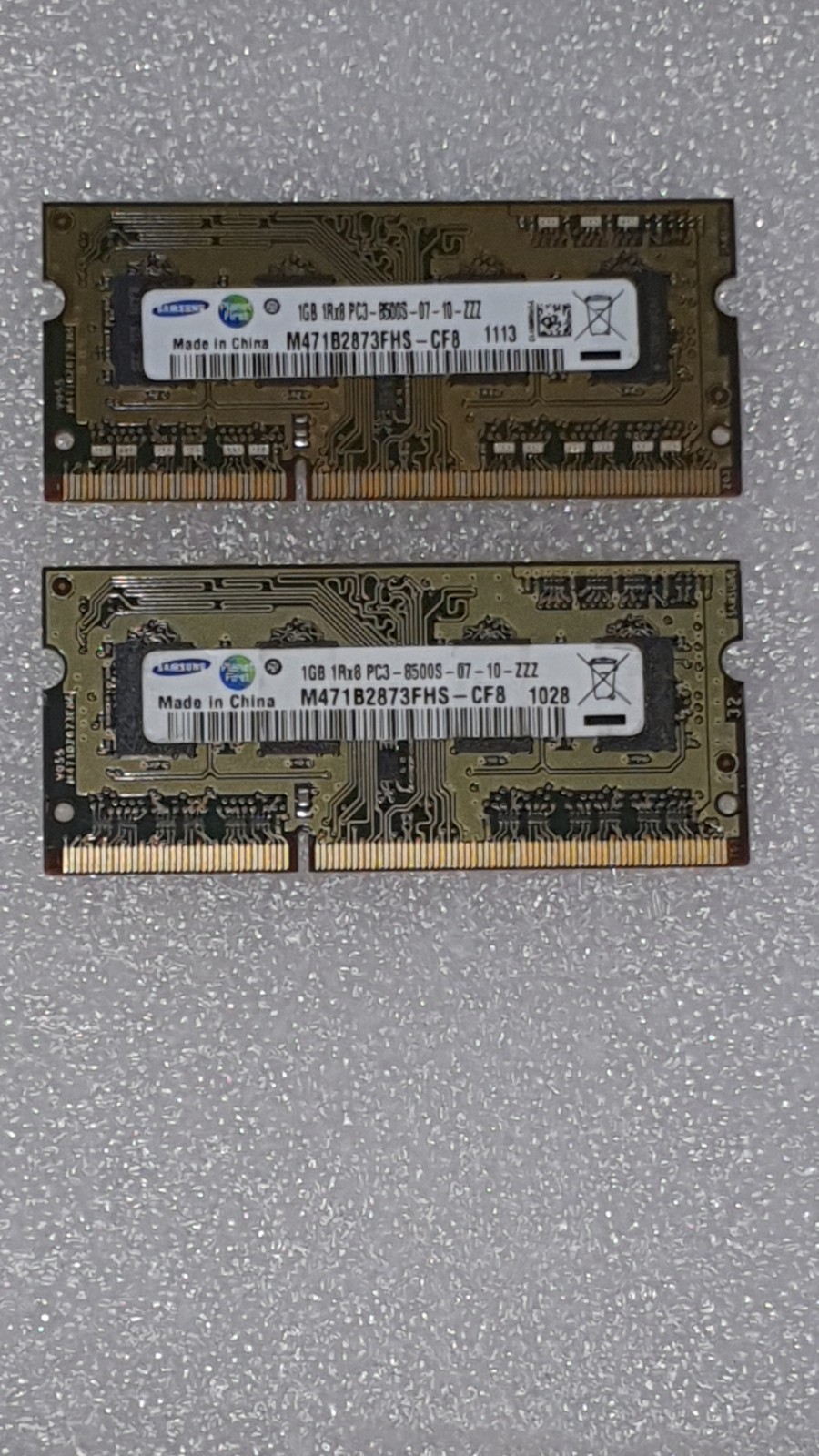 Samsung - M471B2873FHS-CF8 1GB 204Pin SO-DIMM DDR3 Non-ECC DDR3 1066MHz