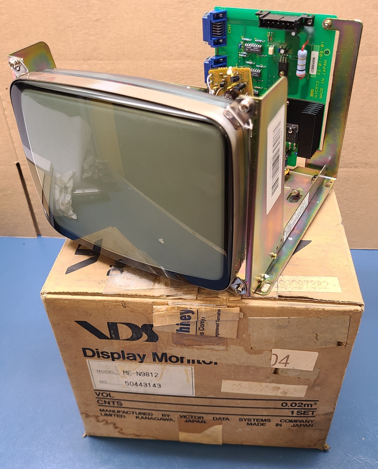 NEW Victor ME-N9812 CRT 8" Display Monitor CNC Machine E2759B31 Hitachi Mori