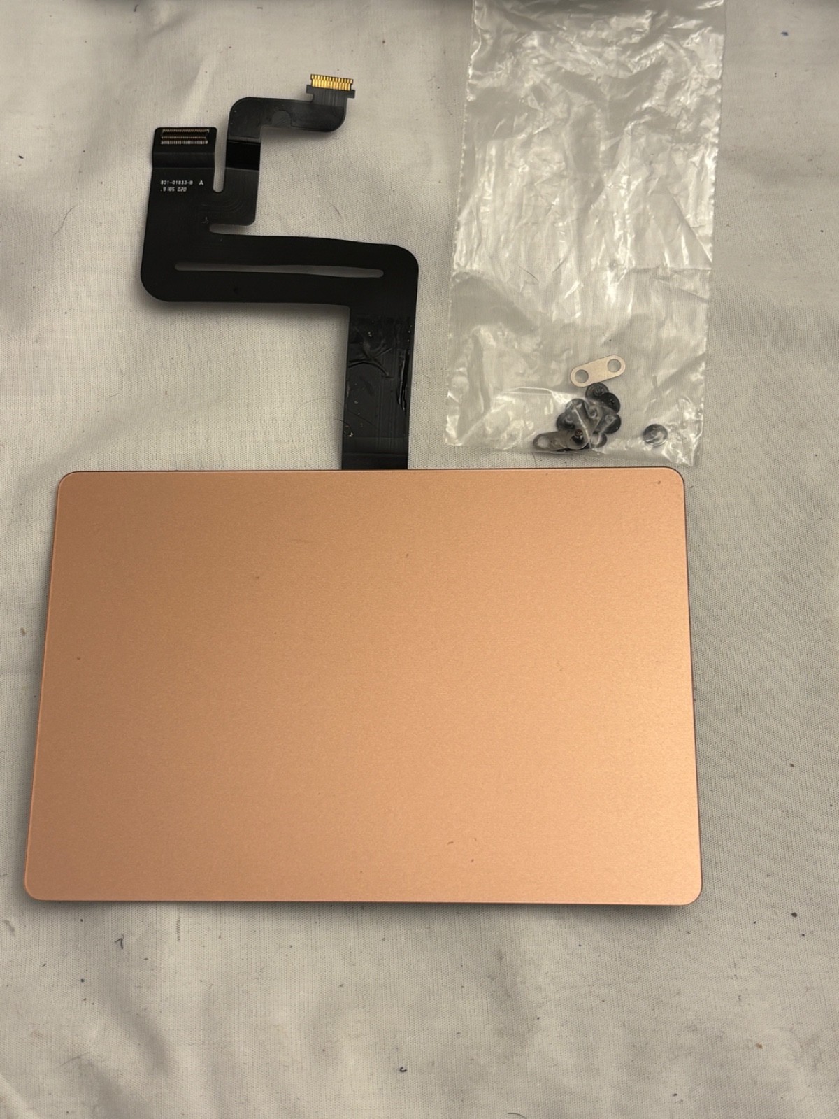 Apple MacBook Air 13" A1932 Trackpad Touchpad w/ Cable Gold Genuine Part