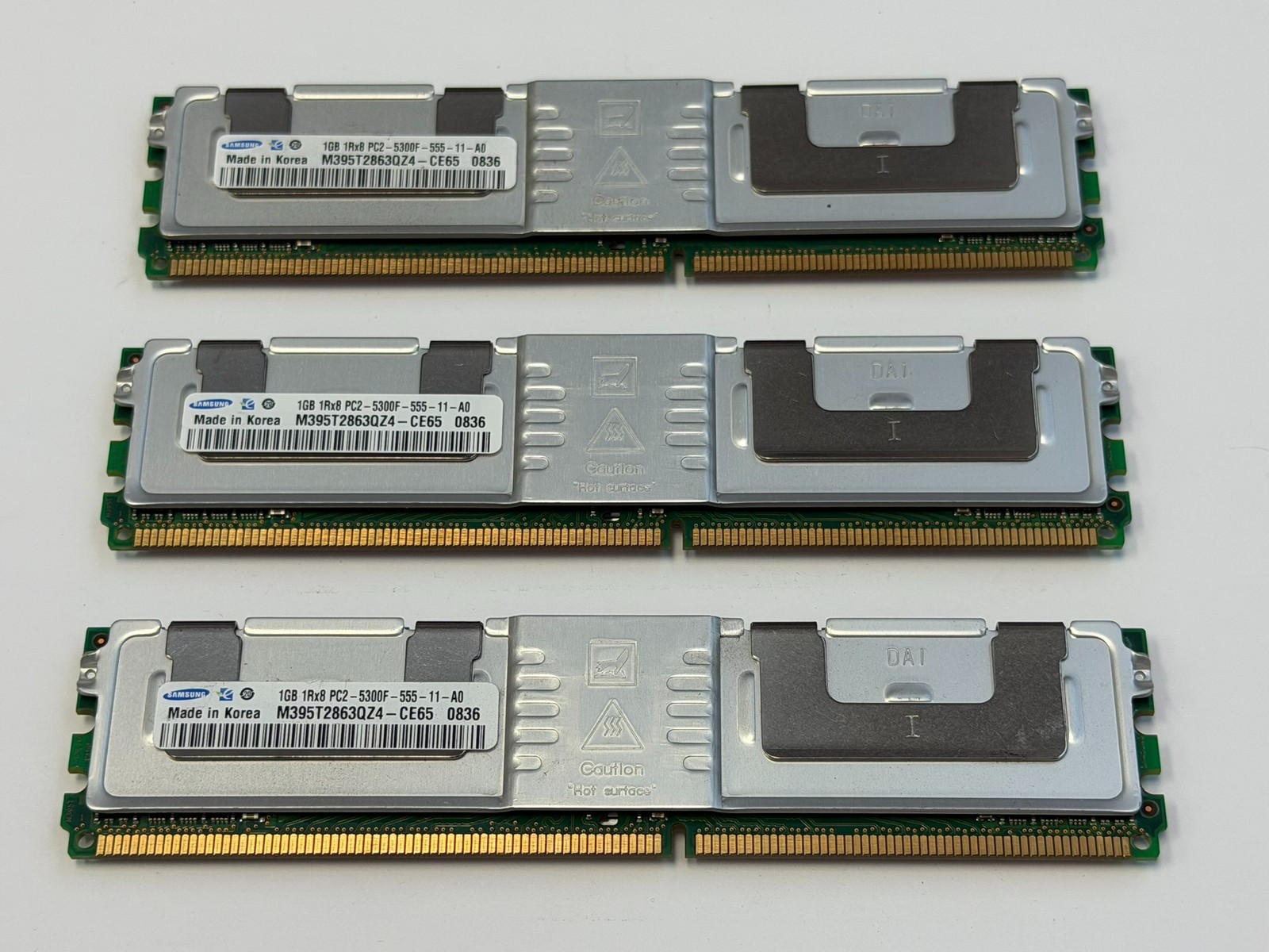 Samsung 3GB (3 x 1GB) PC2-5300F DDR2 667 ECC Server Memory Kit M395T2863QZ4-CE65
