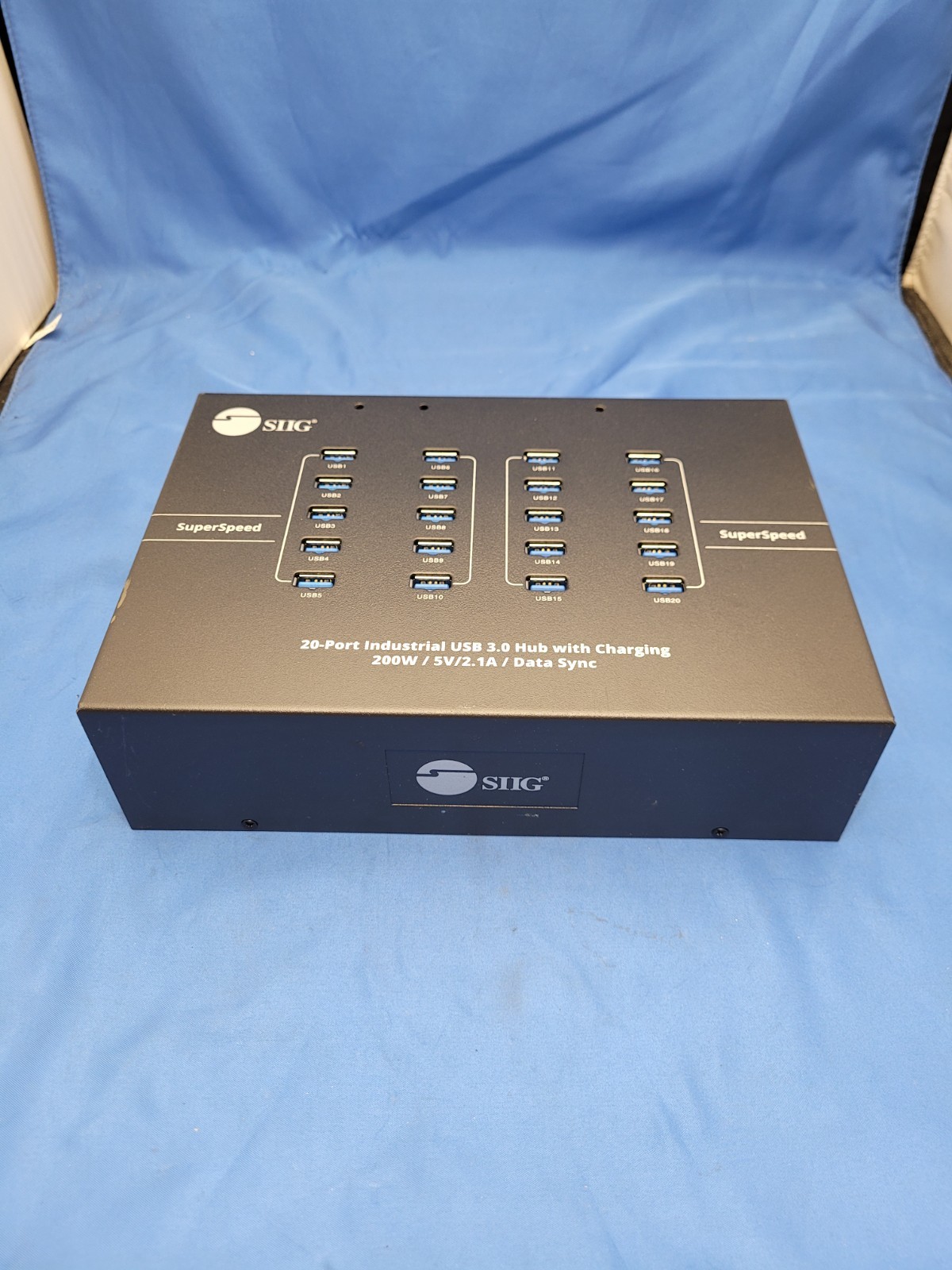 SIIG 20-Port Industrial USB 3.0 Hub with Charging – Super Speed