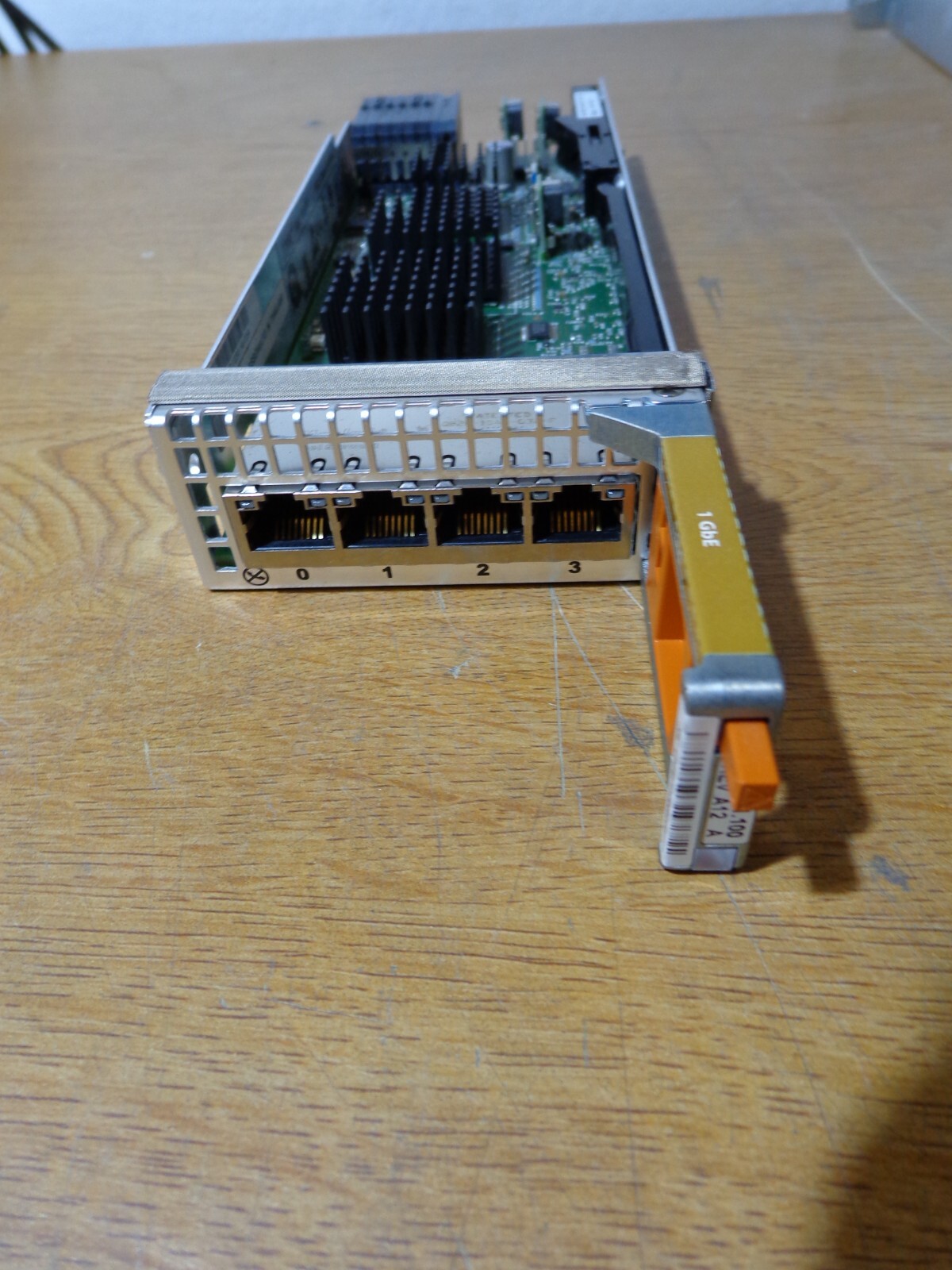 EMC 0V246D V246D 303-121-100A EM1-SLIC07 SLIC07 EMC TRPE 1GB 