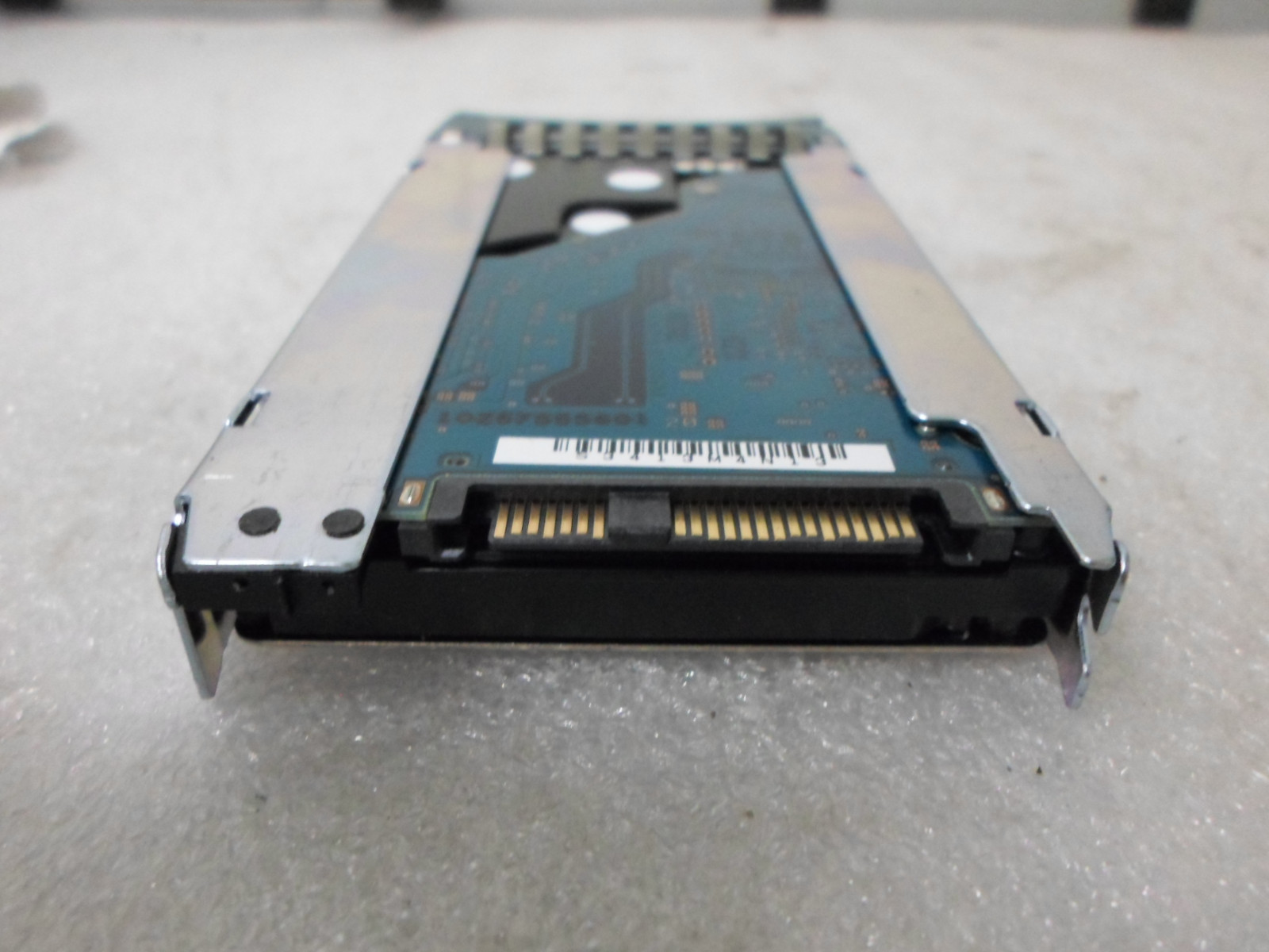IBM FUJITSU 42D0648 42D0651 CA07173-B271000BB 300GB 10K RPM HDD