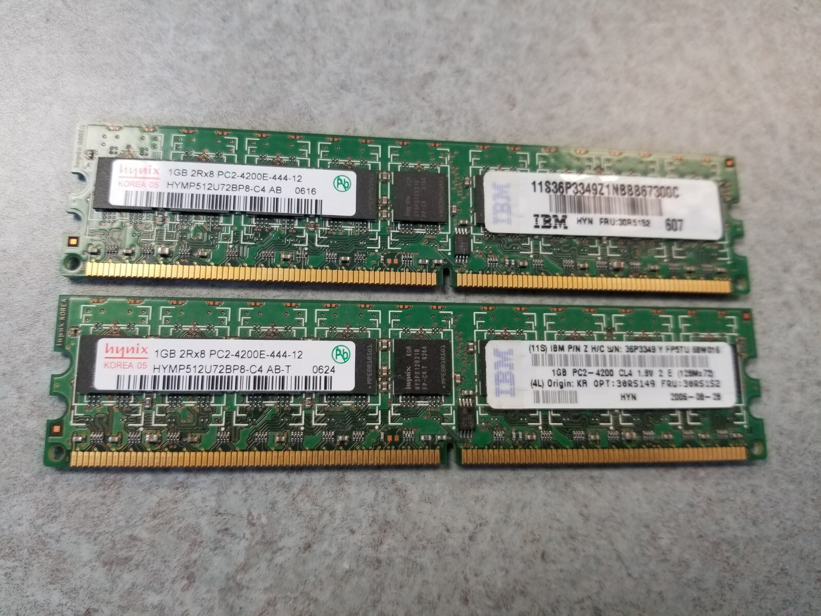 (2) 1 GB 2x1GB HYNIX PC2-4200E  HYMP512U72BP8-C4 AB-A DDR2-533 RAM