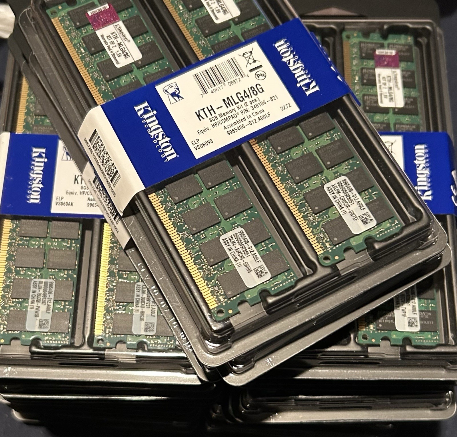 Lot of (15) New Sealed 8GB Kit 2x4GB Kingston KTH-MLG4/8G 240p DIMM ECC Memory