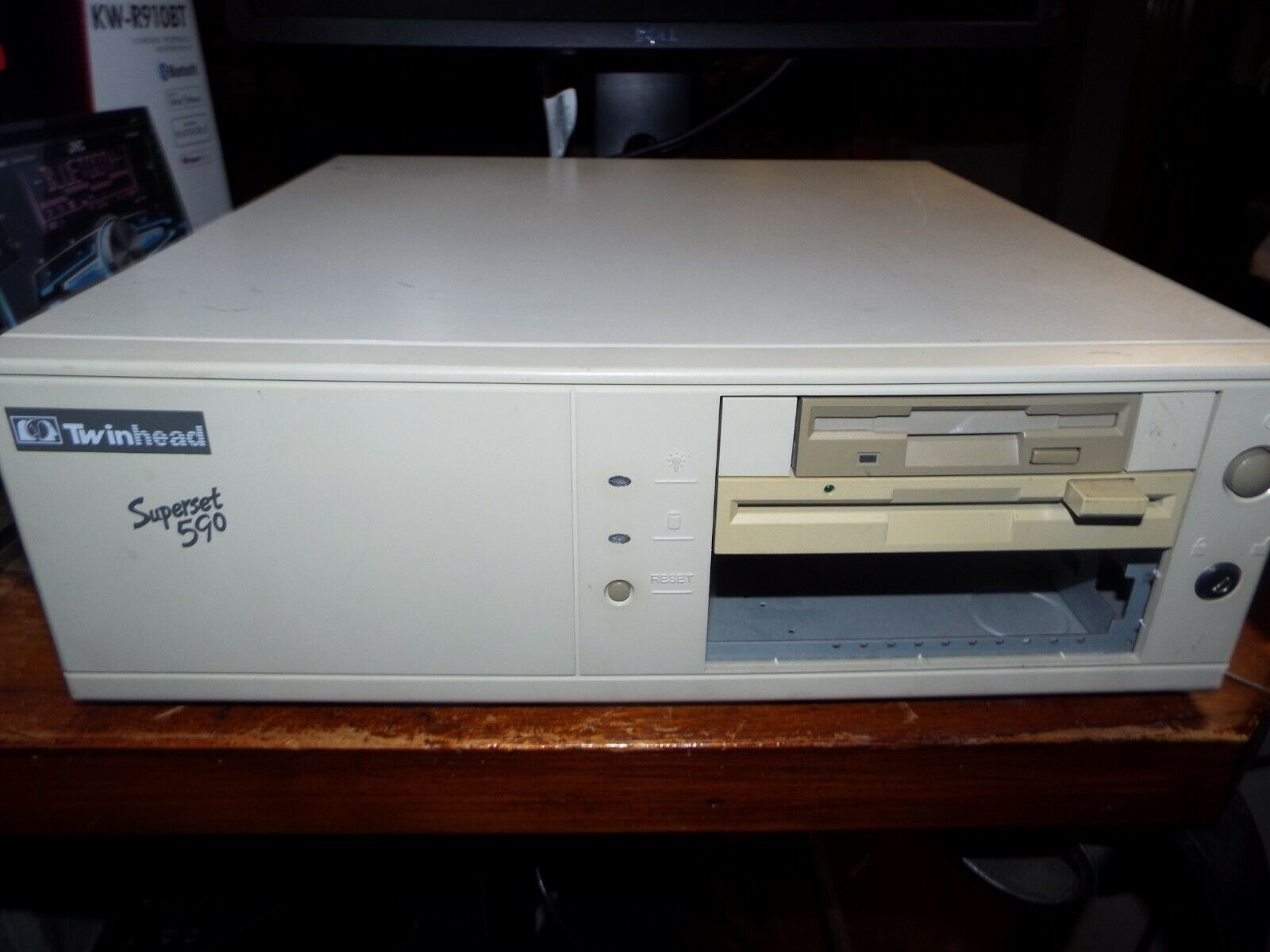 Vintage Twinhead Superset 590 Desktop Computer For Parts / Repair 