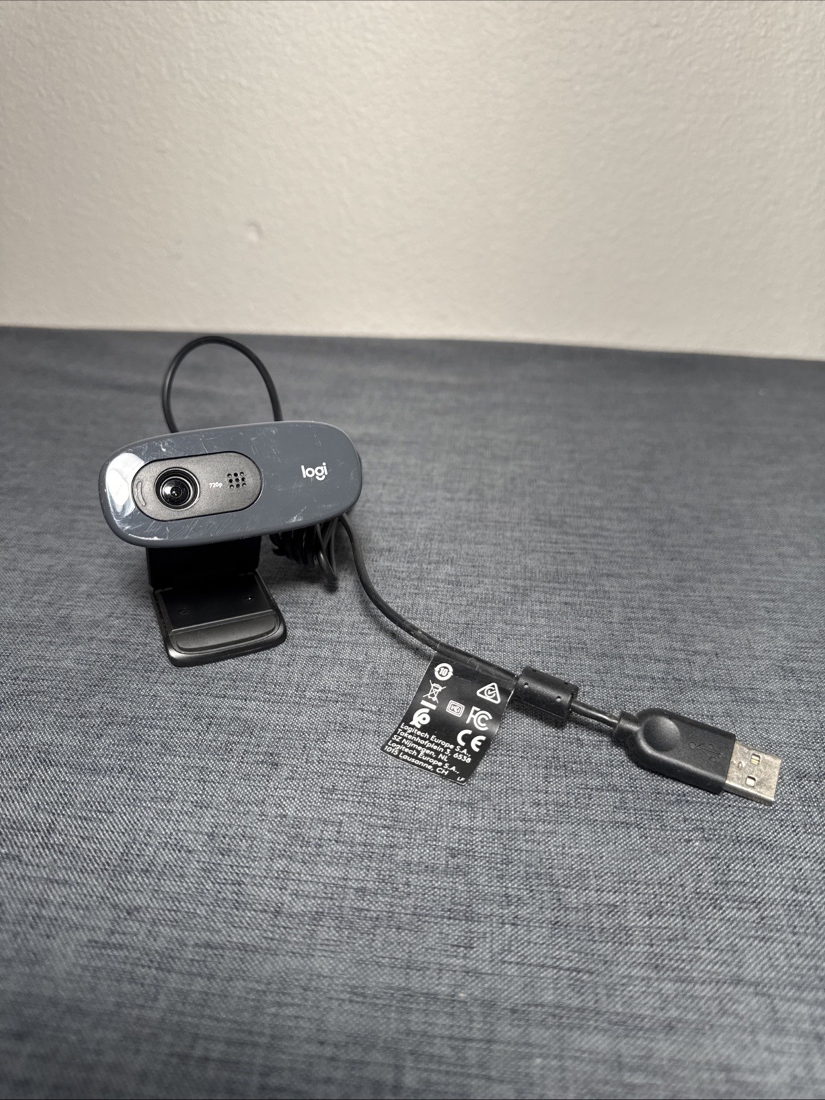 Logitech LOGI 720P USB Webcam | Model V-U0018