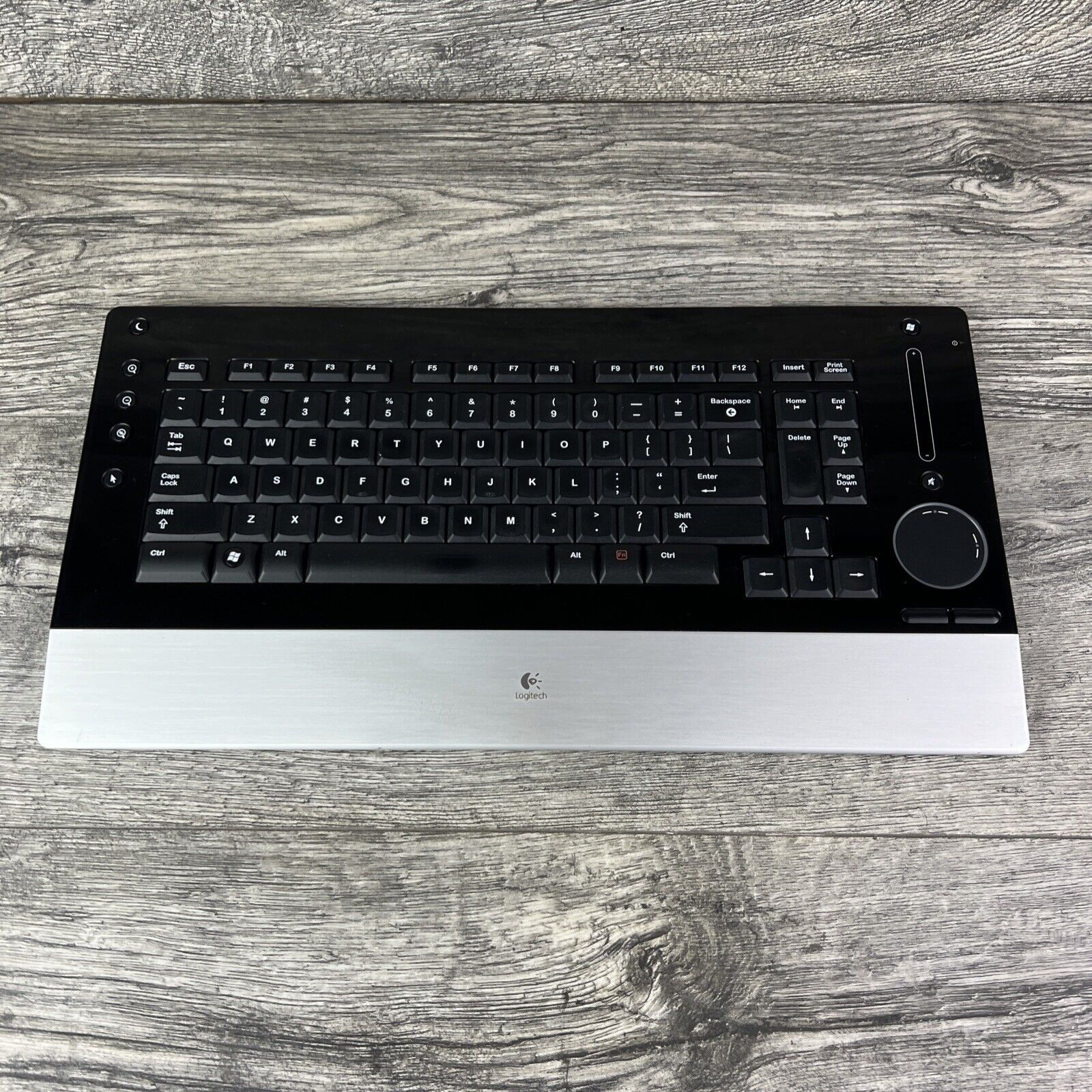 Logitech diNovo Edge Bluetooth Keyboard Y-RAY81 Charge Base Or USB Not Included