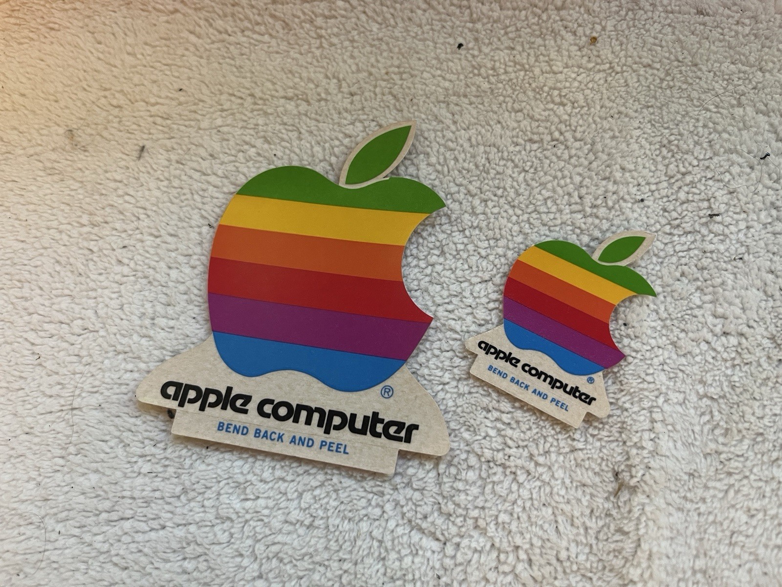 💙Vintage Original 1980s Apple Macintosh Computer Logo Rainbow Decal Stickers