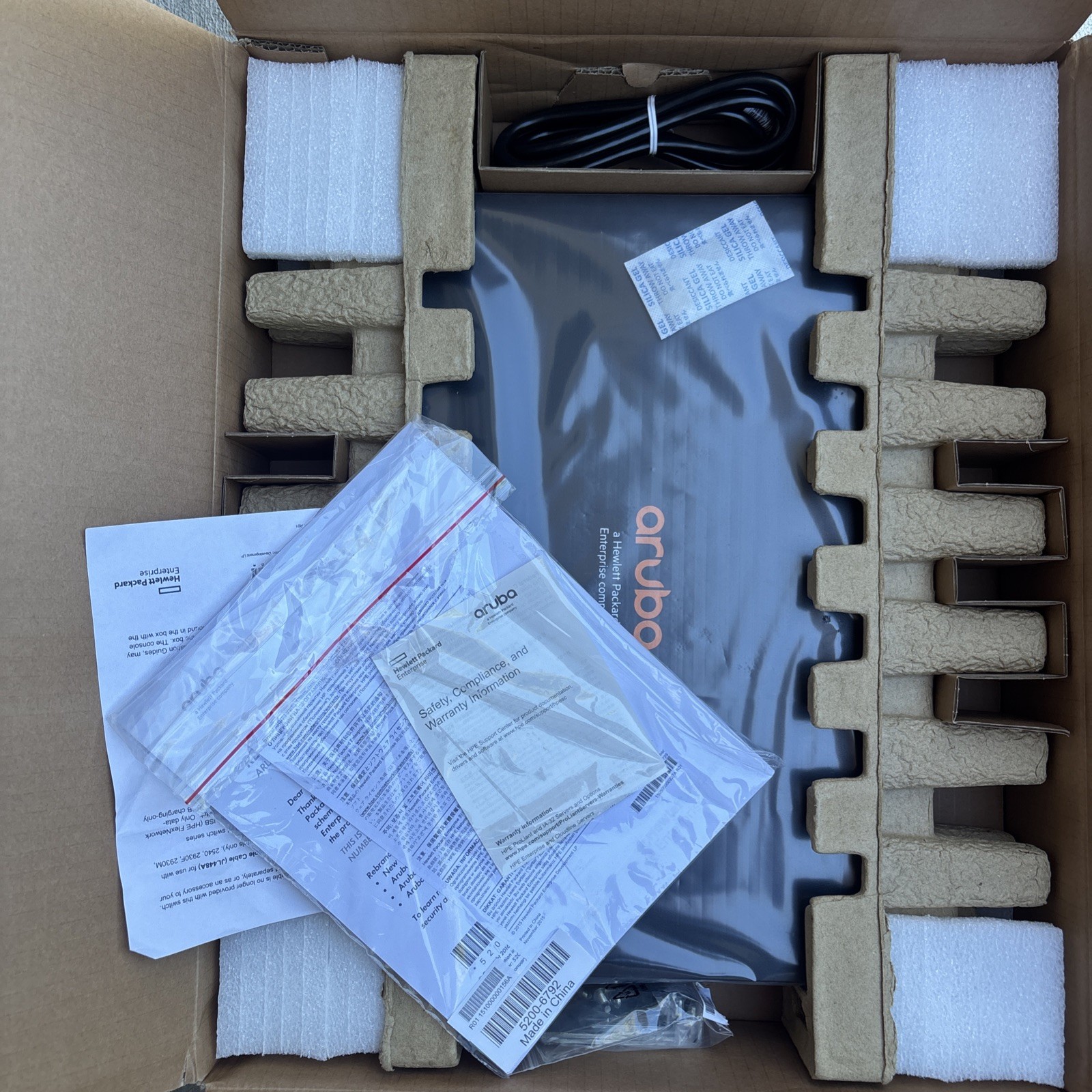 New Aruba HP J9776A#ABA  24-Ports Rack-Mountable Ethernet Switch - HPE 2530- 24G