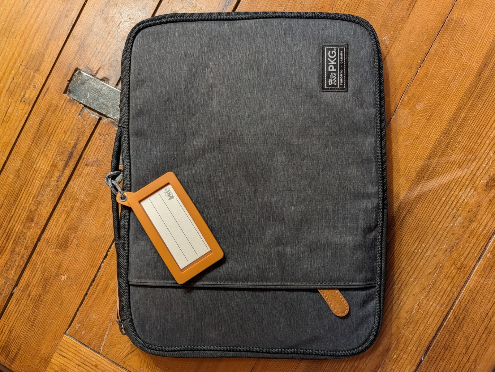 PKG Toronto Canada Est 2009 Dark Gray Padded Laptop Sleeve Case 10"x14" Zippered
