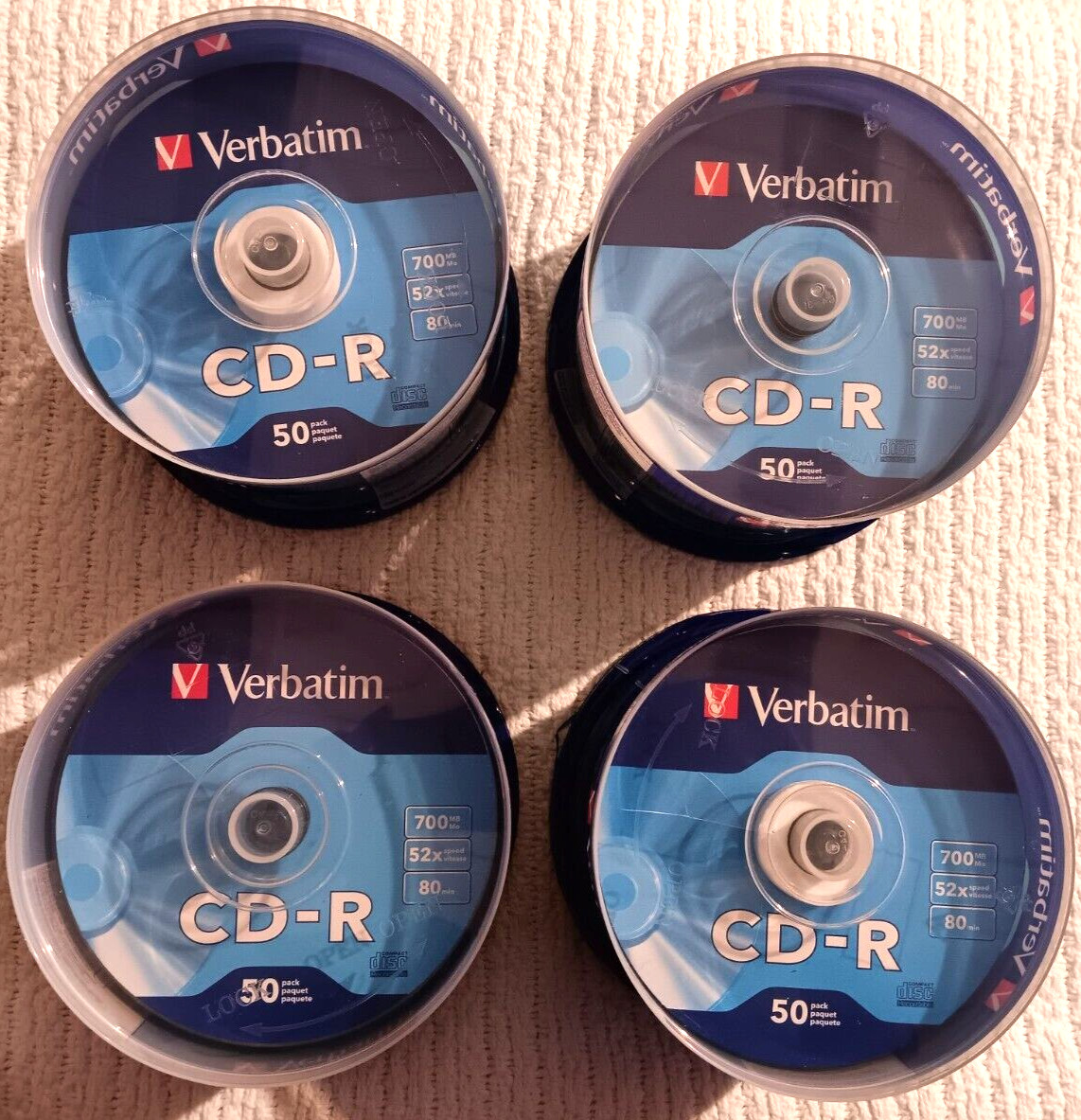 Verbatim CD-R 700MB 52x Speed 80 min Recordable Disc Lot of 4 Pack of 50 94691