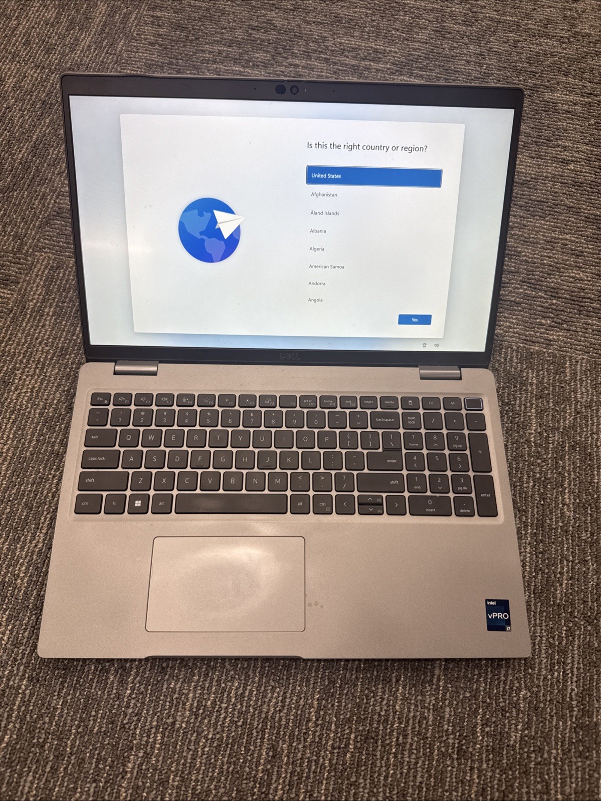 Dell Latitude 5530 15.6” FHD Core i7-1265U 16GB 512GB SSD Win 11 Pro