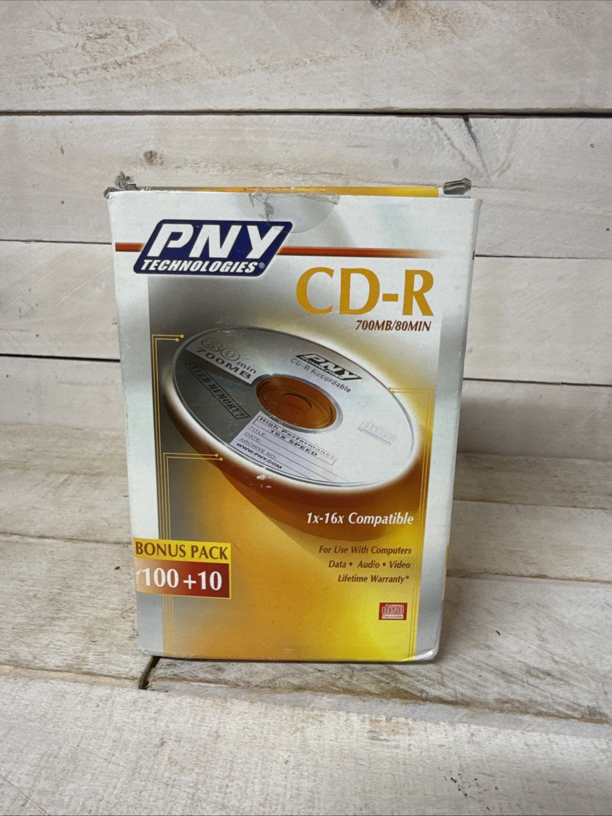 PNY Technologies CD-R 700MB 80MIN  1x-16x Compatible 100 + 10 = 110 Blank Discs