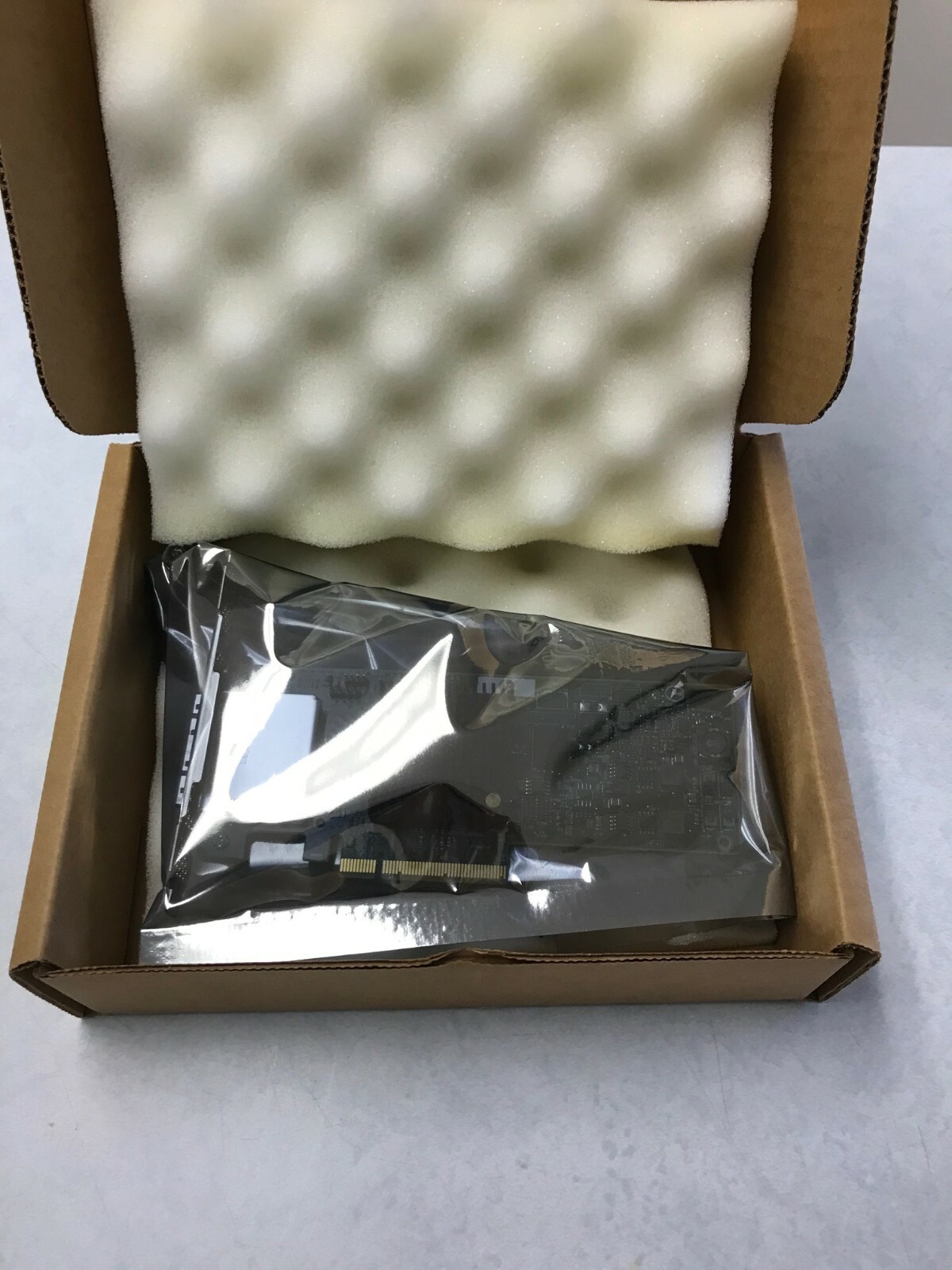 729552-B21,738191-001,729554-001 HP H221 PCIE 3.0 SAS Host Bus Adapter