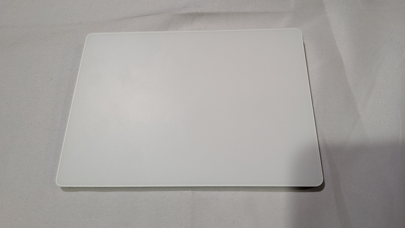 Apple Magic Trackpad - White - Model: A1535