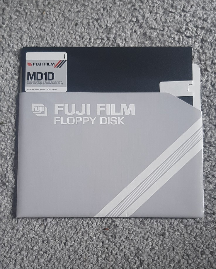 5.25" inch Floppy Disk 360kB DS/DD Floppy Disk 100% Tested and Formatted