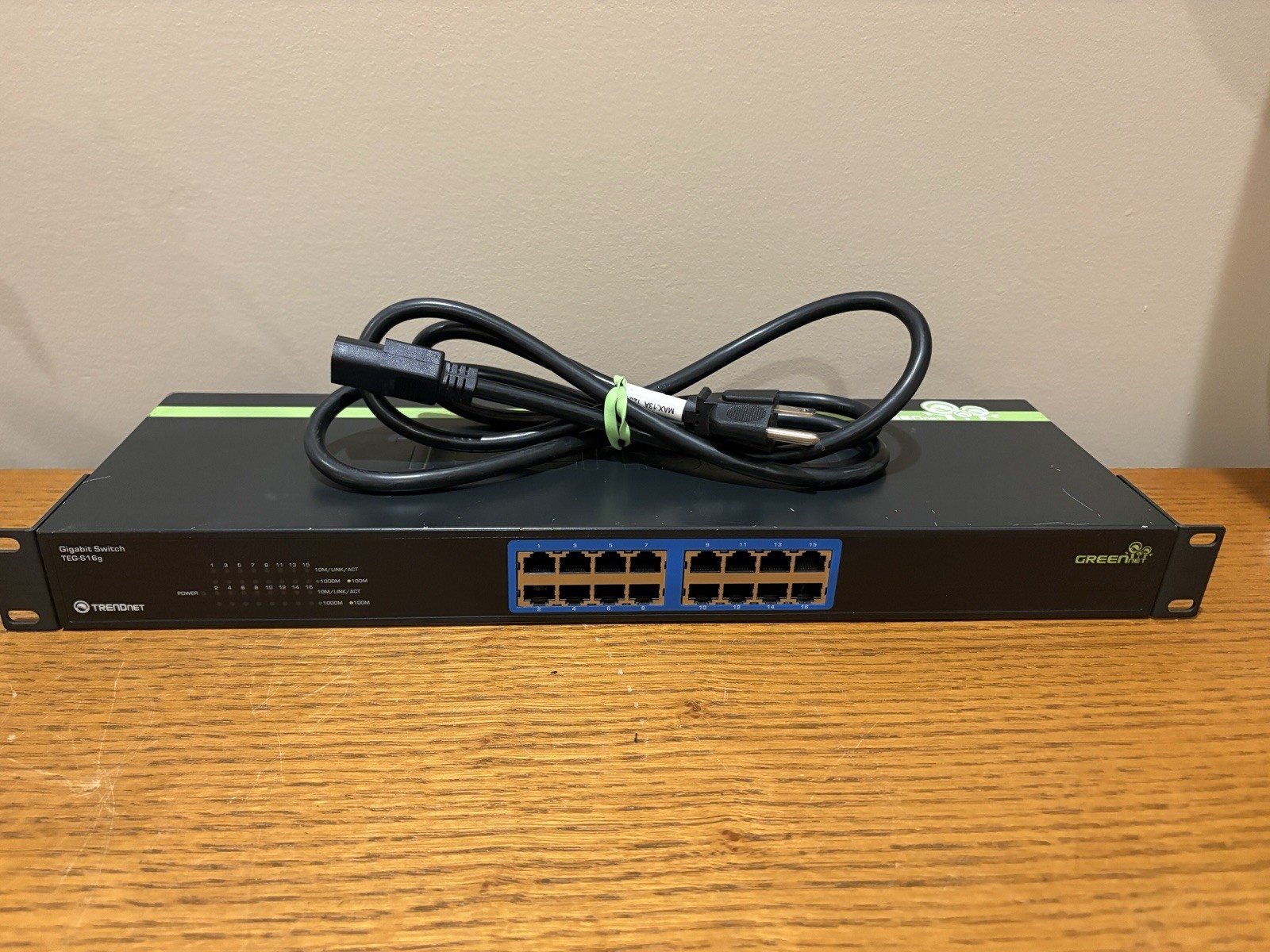 TRENDnet TEG-S16g - 16 Port Gigabit Ethernet Switch Rack Mountable - Tested