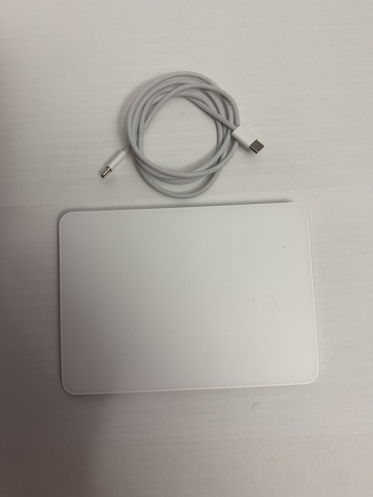 Apple Magic Trackpad - USB C White Multi-Touch Surface