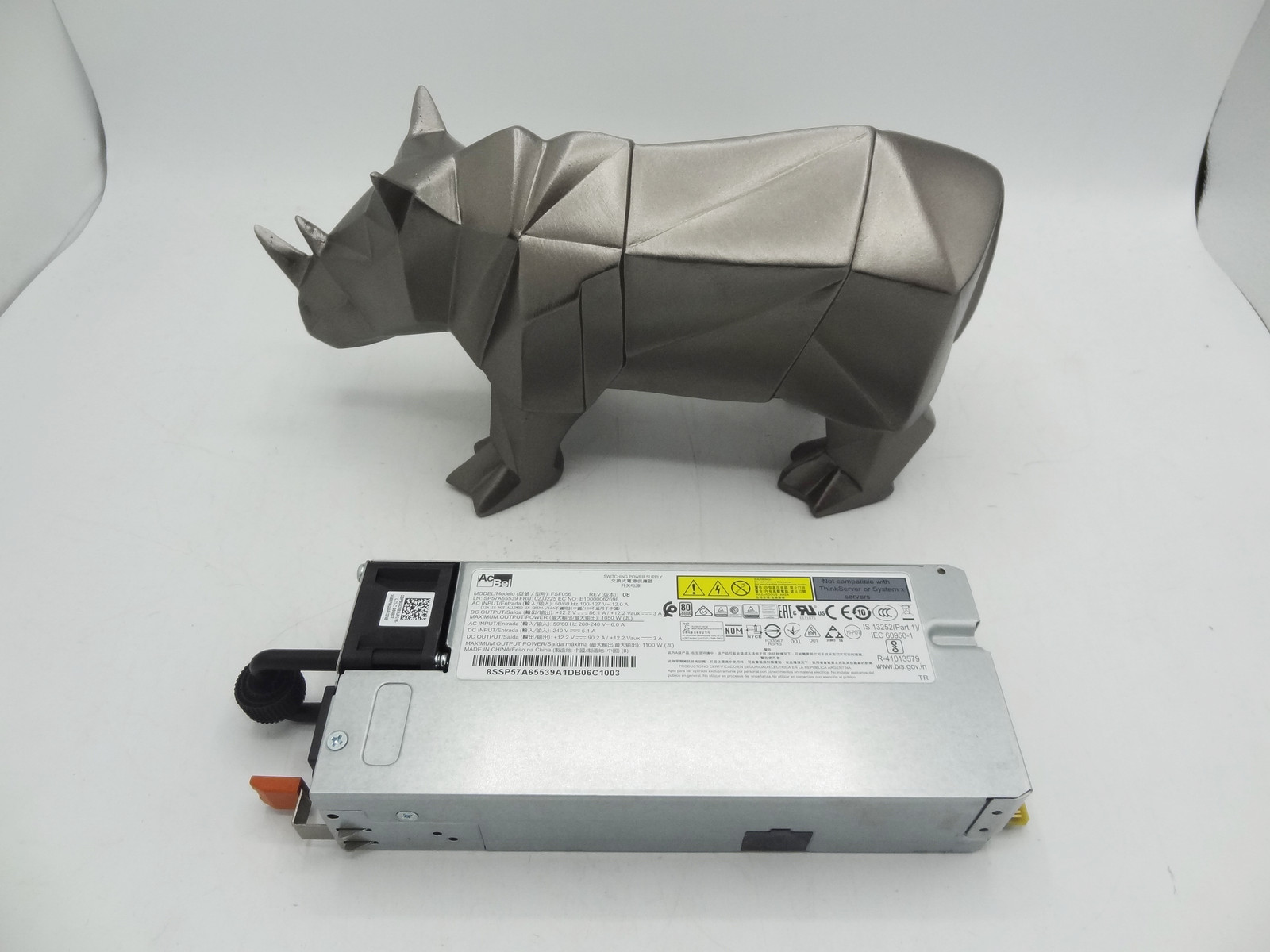 02JJ225 IBM/LENOVO 1100W AC HS PSU