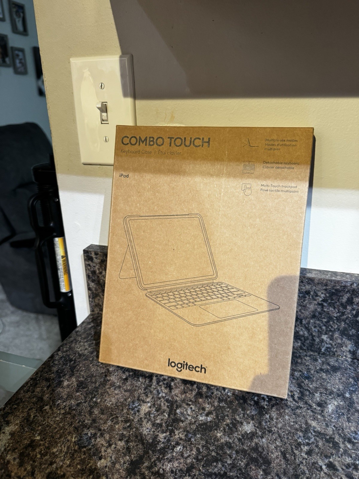 Logitech Combo Touch Keyboard Case for Apple iPad- Open Box New