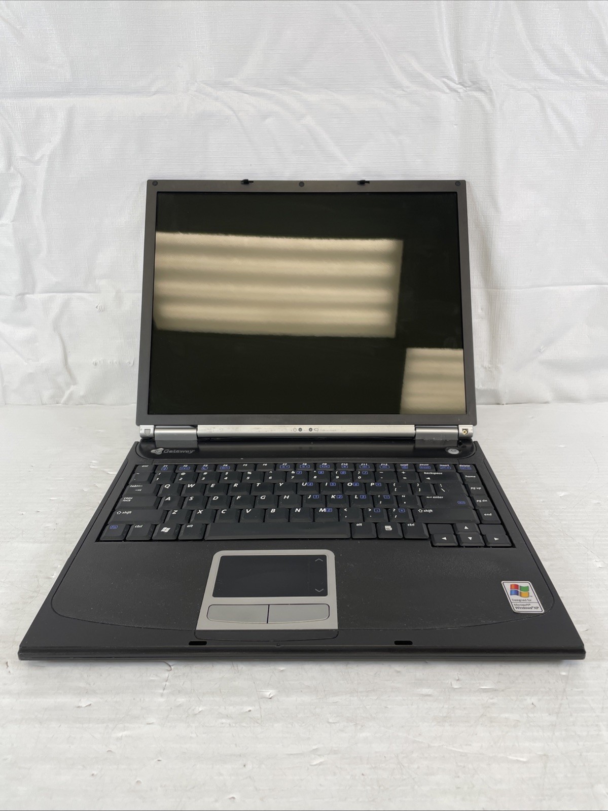 Retro Gateway 4026GZ Laptop Intel Celeron M 1.30GHz 768MB RAM 40GB HDD WindowsXP
