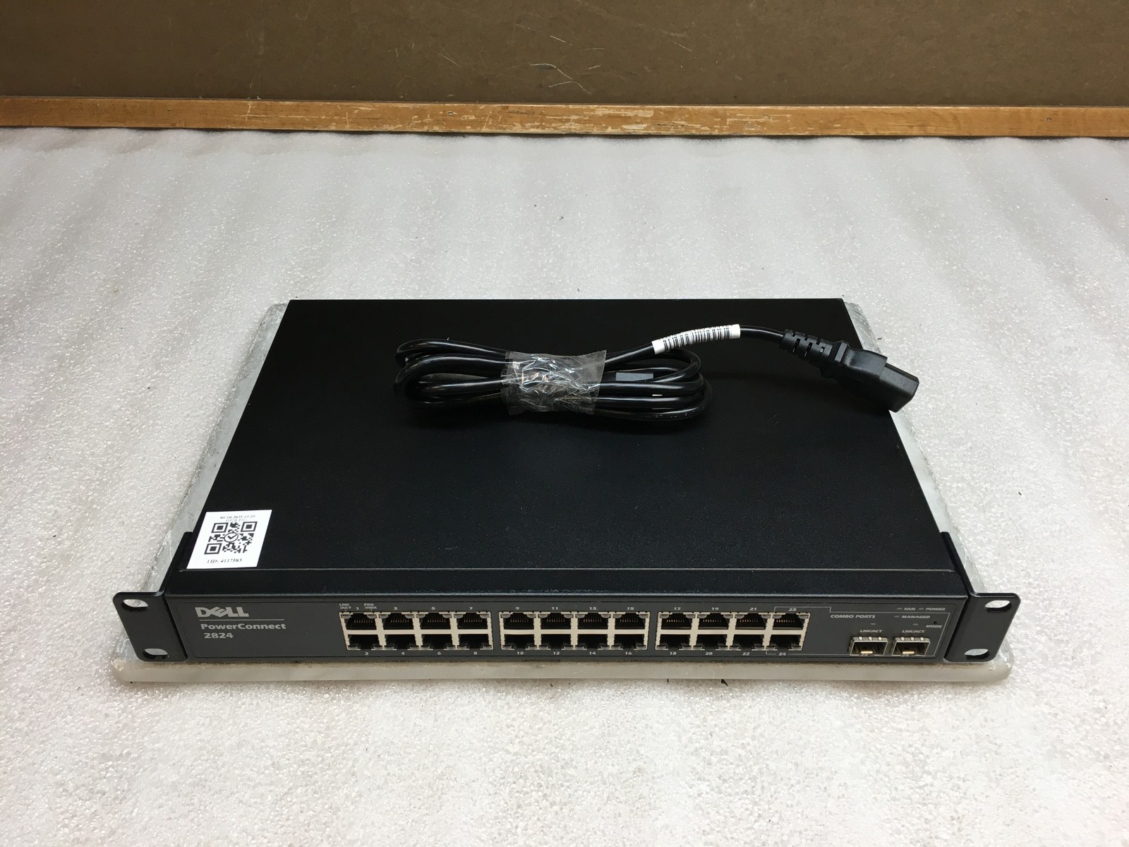 Dell PowerConnect 2824 24-Port Gigabit Managed Ethernet Switch with Rack Ears