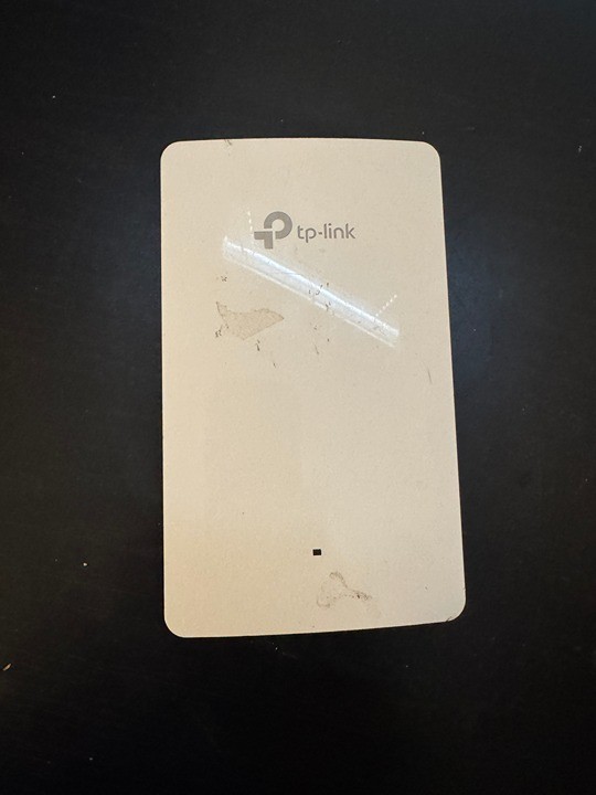TP-Link Omada EAP235-Wall AC1200 Gigabit Wall Plate Access Point PoE Tested