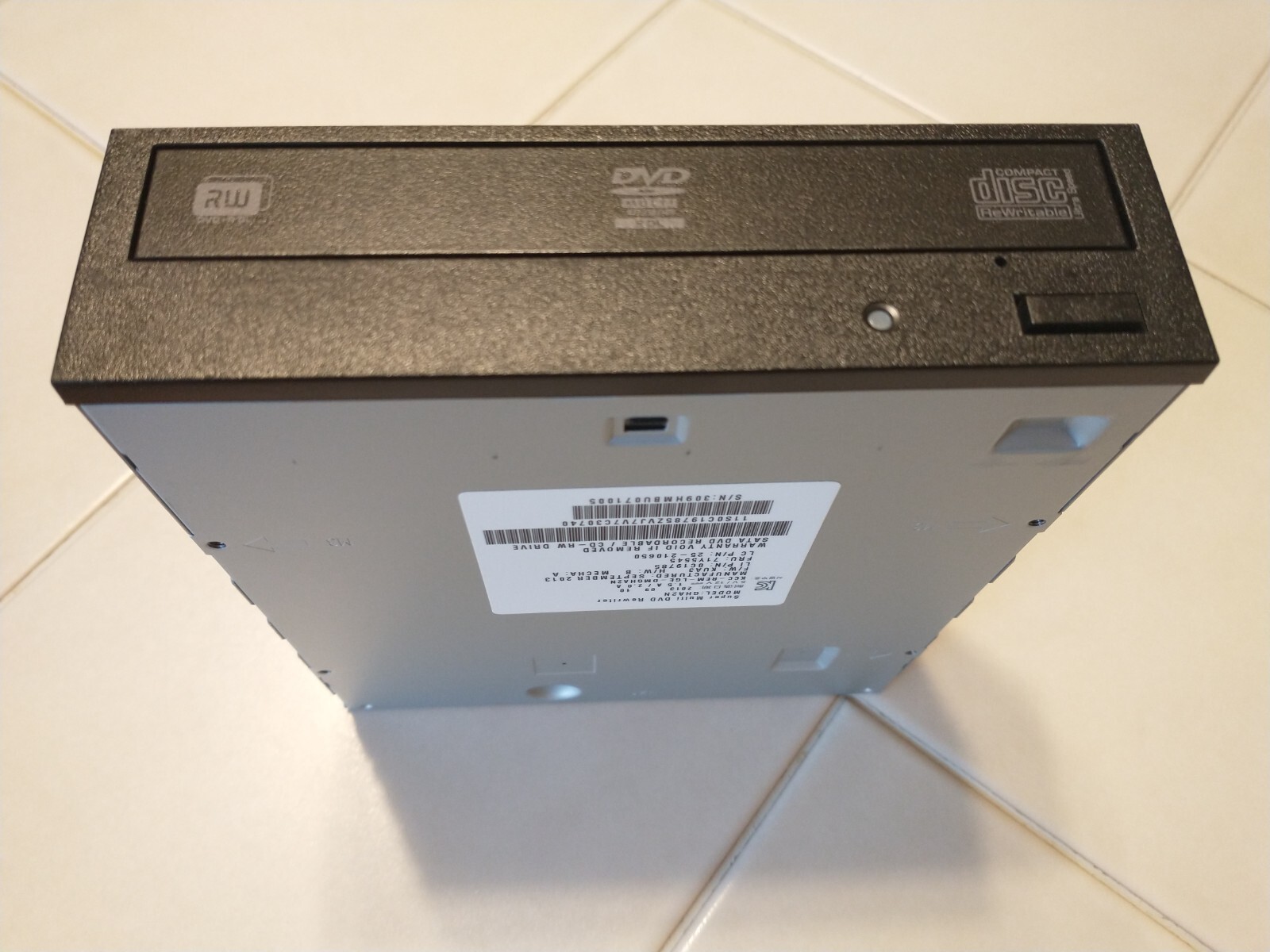 Hitachi-LG Super Multi DVD Rewriter Model GHA2N DVD+R DL CD-RW internal drive