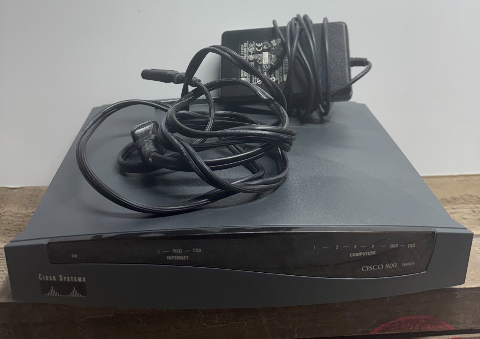 Cisco System 800A Series Model 831 4-port Ethernet Router With OEM Power Cord