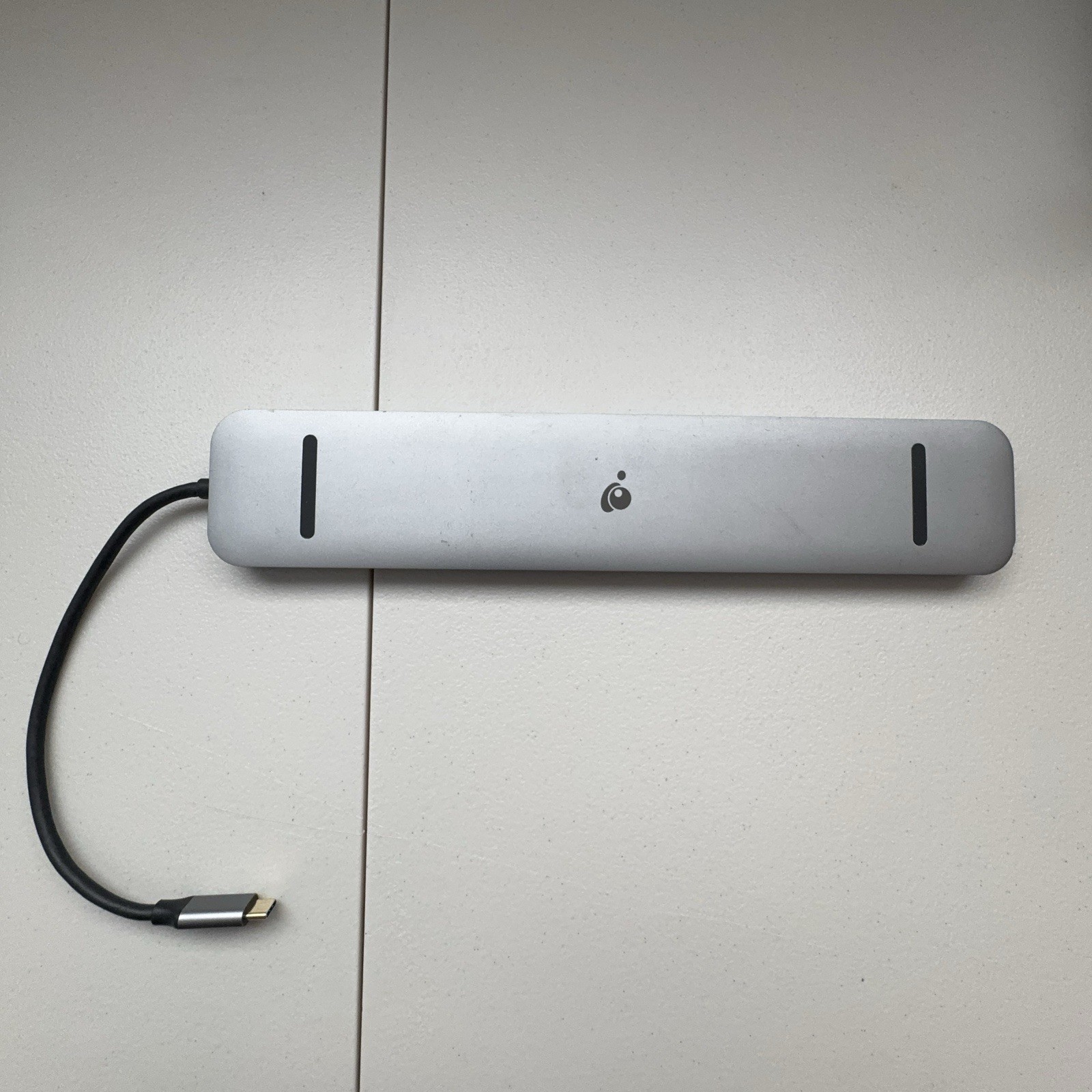 IOGEAR GUD3C4K3 USB-C Triple Video Dock PD 3.0 Docking Station Silver Aluminum