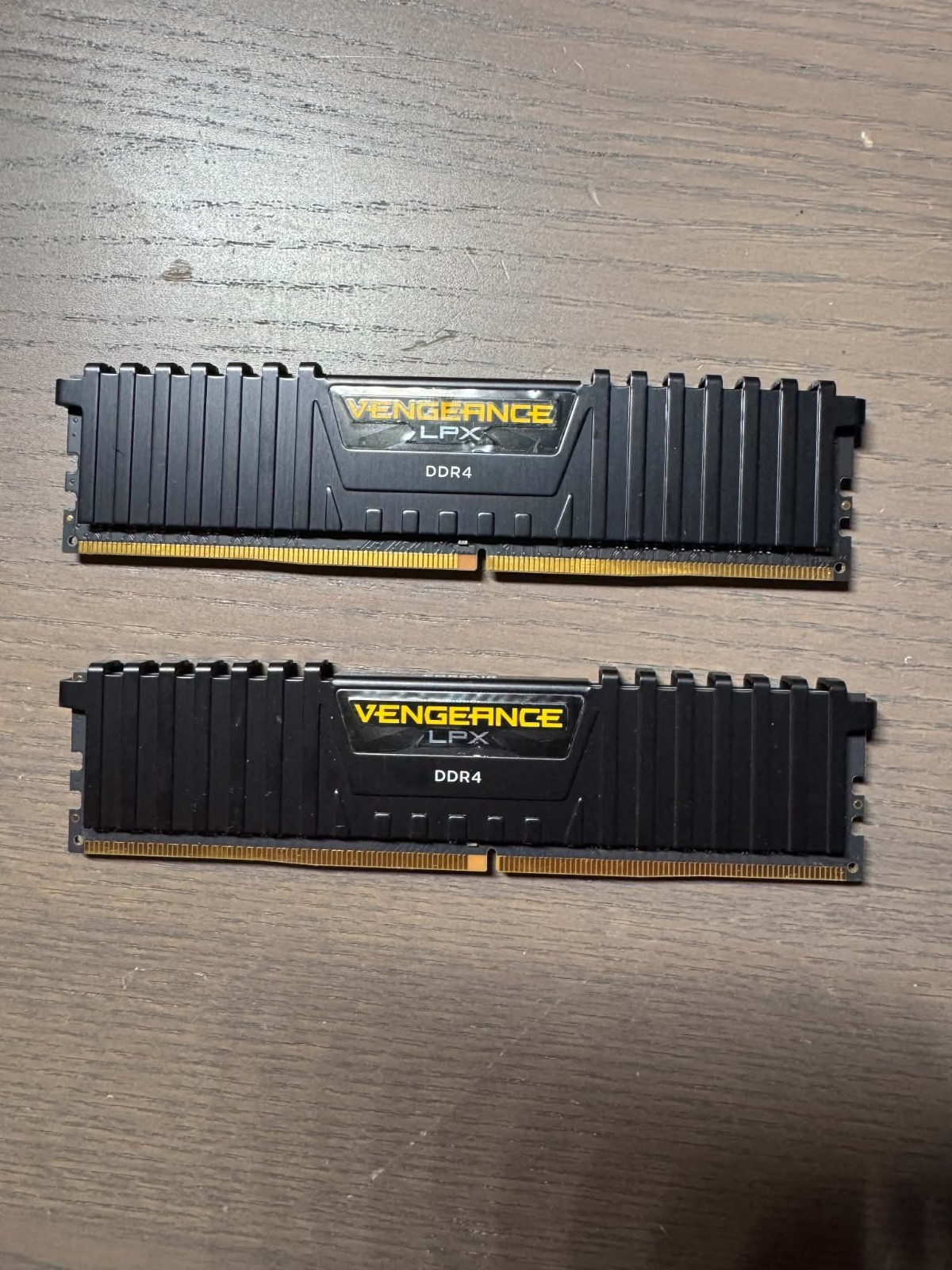 Corsair Vengeance LPX 16GB (2x8GB) DDR4-3000 DIMM 288-Pin RAM CMK16GX4M2B3000C15