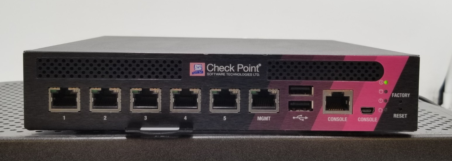 Check Point Security Gateway Firewall Appliance PB-10 With Power Adapter
