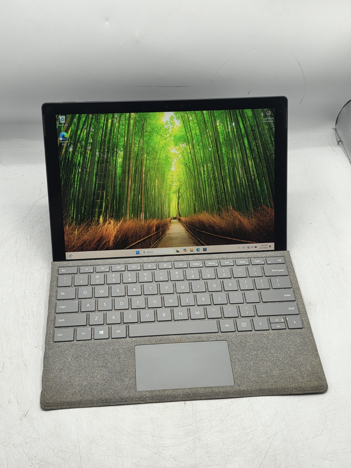 Microsoft Surface Pro 7+ 1960 i7-1165G7 2.80GHz 16GB 256GB NVMe Win11P READ