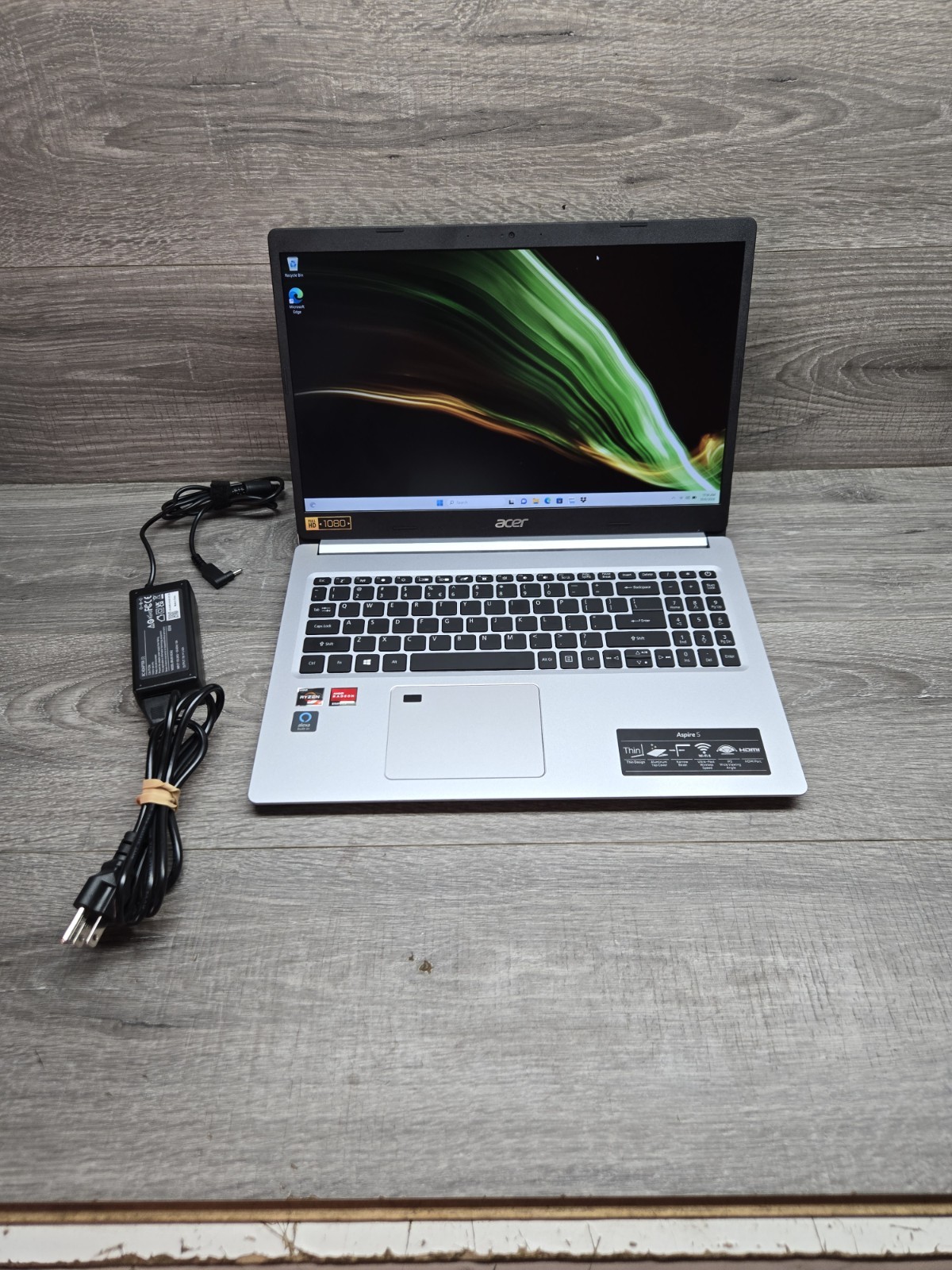 Acer Aspire 5 A515-46 / 15.6" / 2.1GHz AMD Ryzon 3 / 4GB Ram