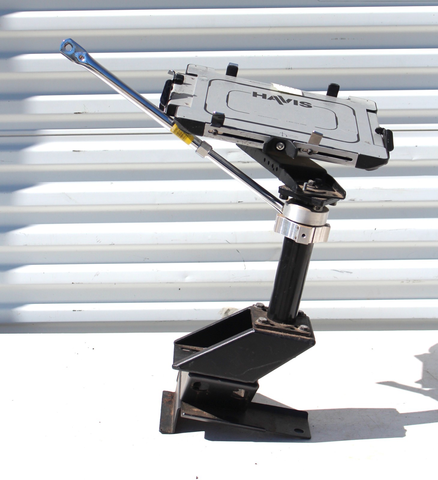 Havis UT-101 Universal Police Heavy Duty Laptop Mount w/ Tilt &Swivel (SKU 1044)