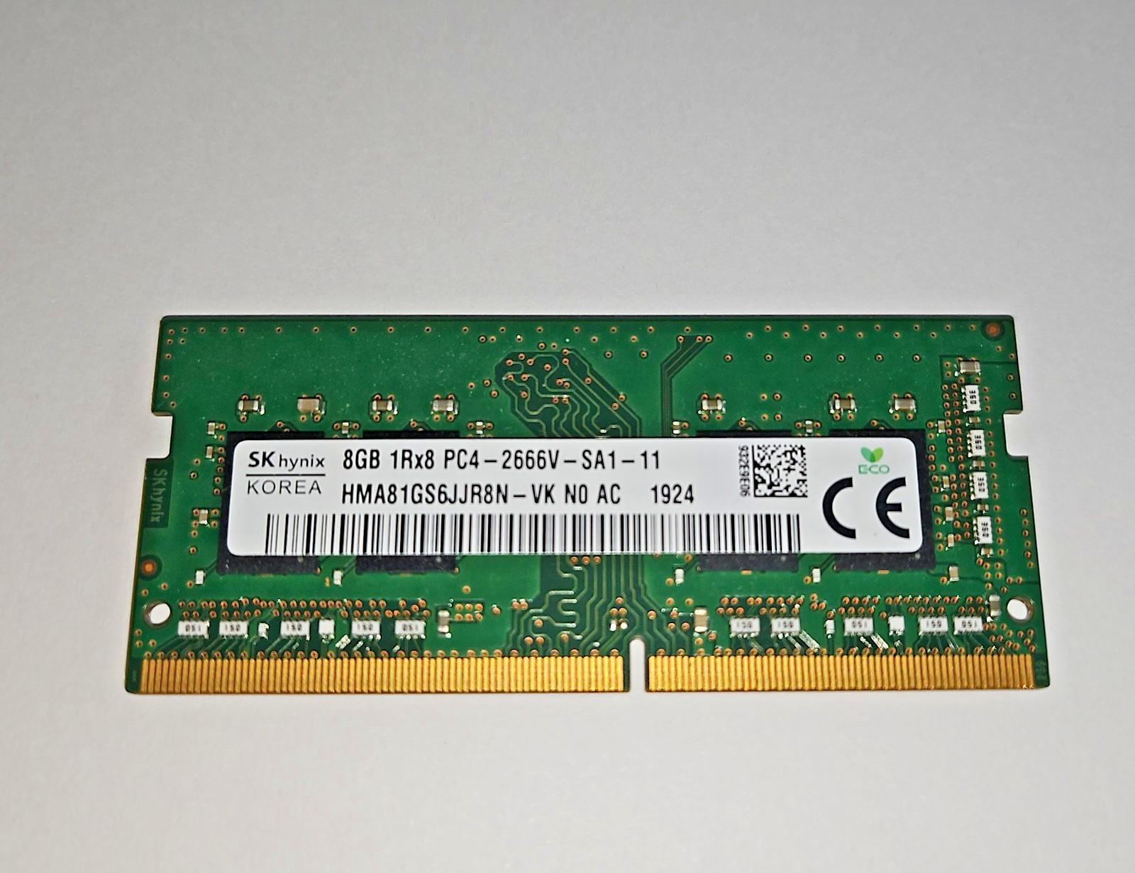 SK hynix 8GB DDR4-2666 PC4-2666V SO-DIMM Non-ECC HMA81GS6JJR8N-VK Memory RAM