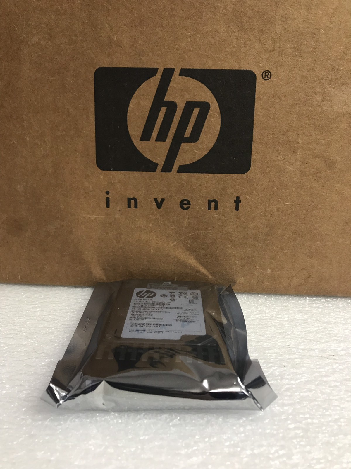 HP EH0300FBQDD 627114-002 300GB 15K 6G 2.5" SAS DP HARD DRIVE G6/G7 TRAY