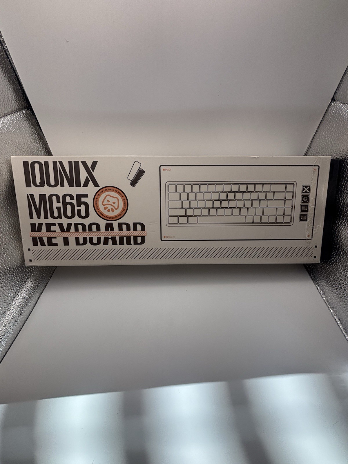 Iqunix MG65 Pro Mechanical Keyboard Wireless Three-Mode Keyboard - New condition
