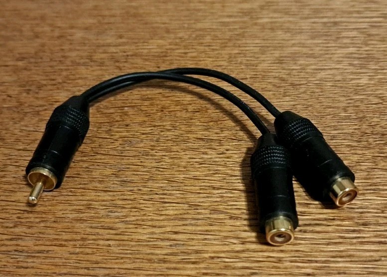 6 Inch 3.5mm Male to Two Female Speaker Splitter Cable