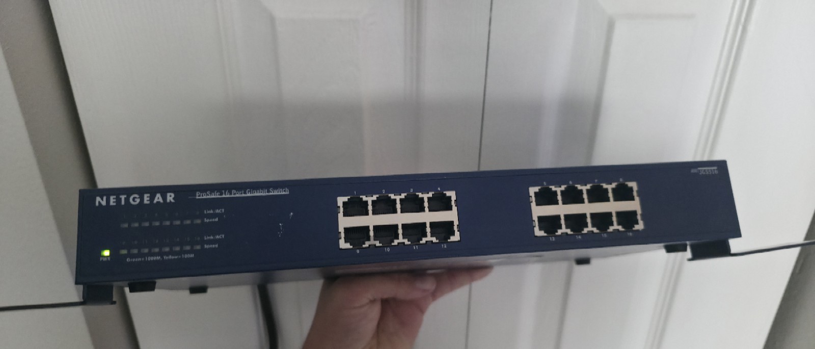 NETGEAR ProSafe JGS516 V2 16-Port Gigabit Network Switch with PWR Cable