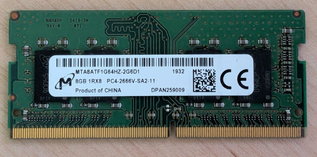 Micron 8GB (1x8GB) PC4-21300 DDR4-2666V Laptop Memory Kit MTA8ATF1G64HZ-2G6D1