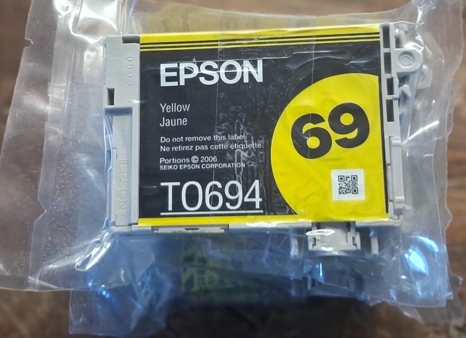 EPSON 69 T0694 yellow ink.  Lot of 4.  New